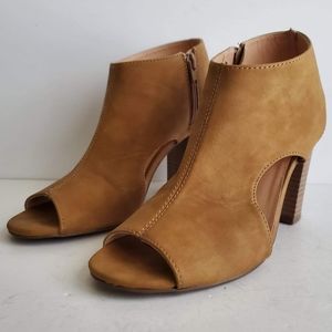 OXO Soft Size 8 suede Mules